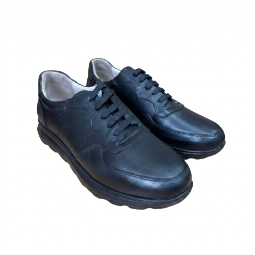 Orthopedic sports shoes 15-007