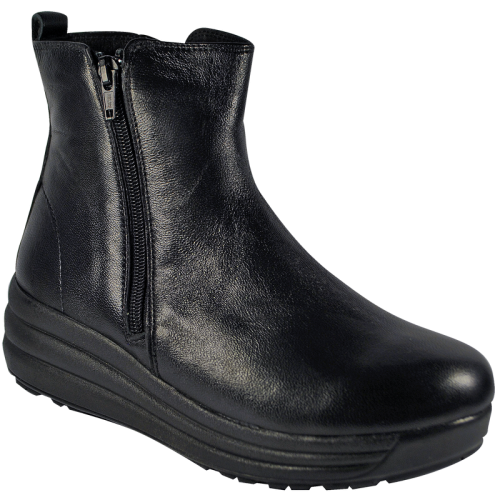 Winter women's orthopedic boots 17-703 p. 36-41