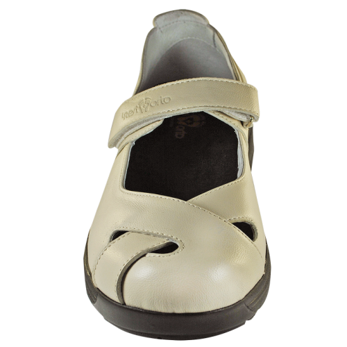Women's orthopedic shoes 17-022 p. 36-41