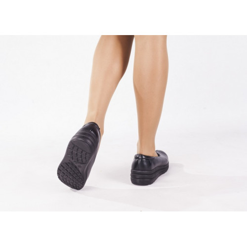 Women's orthopedic shoes 17-007 p. 36-41
