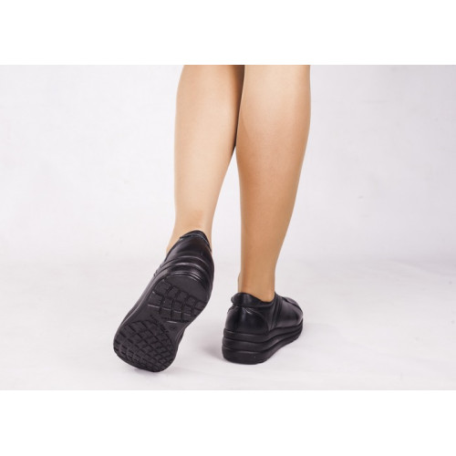 Women's orthopedic shoes 17-005 p. 36-41