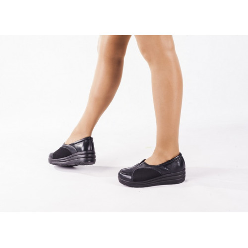 Women's orthopedic shoes 17-011 p. 36-41
