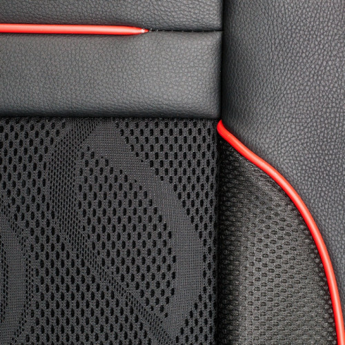 The cooling cape on the car seat is powered by a cigarette lighter, a cushion on the driver's seat with fans