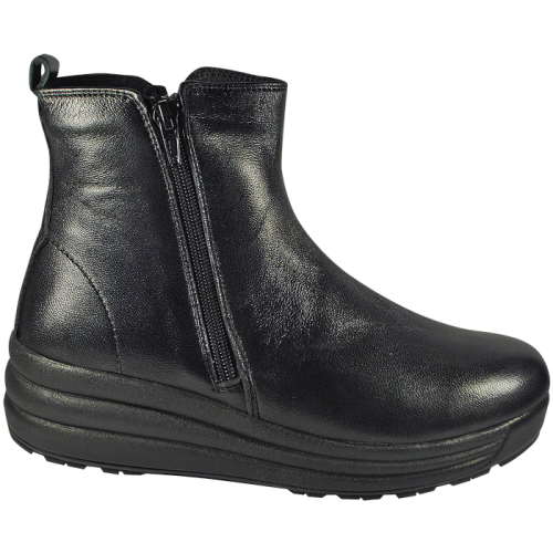Winter women's orthopedic boots 17-703 p. 36-41