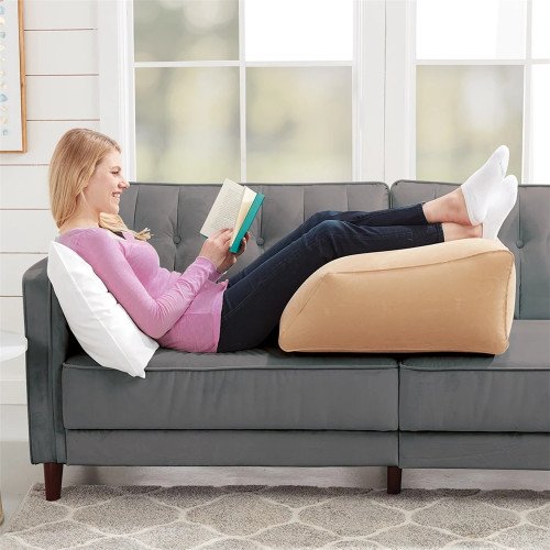 Inflatable pillow under the feet with a pump 63x60x23